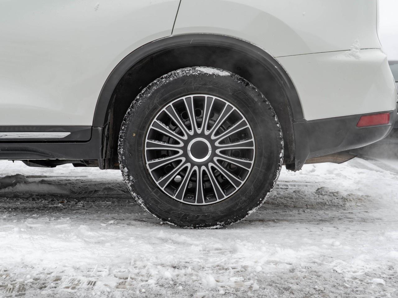 2020 Nissan Rogue SL Photo