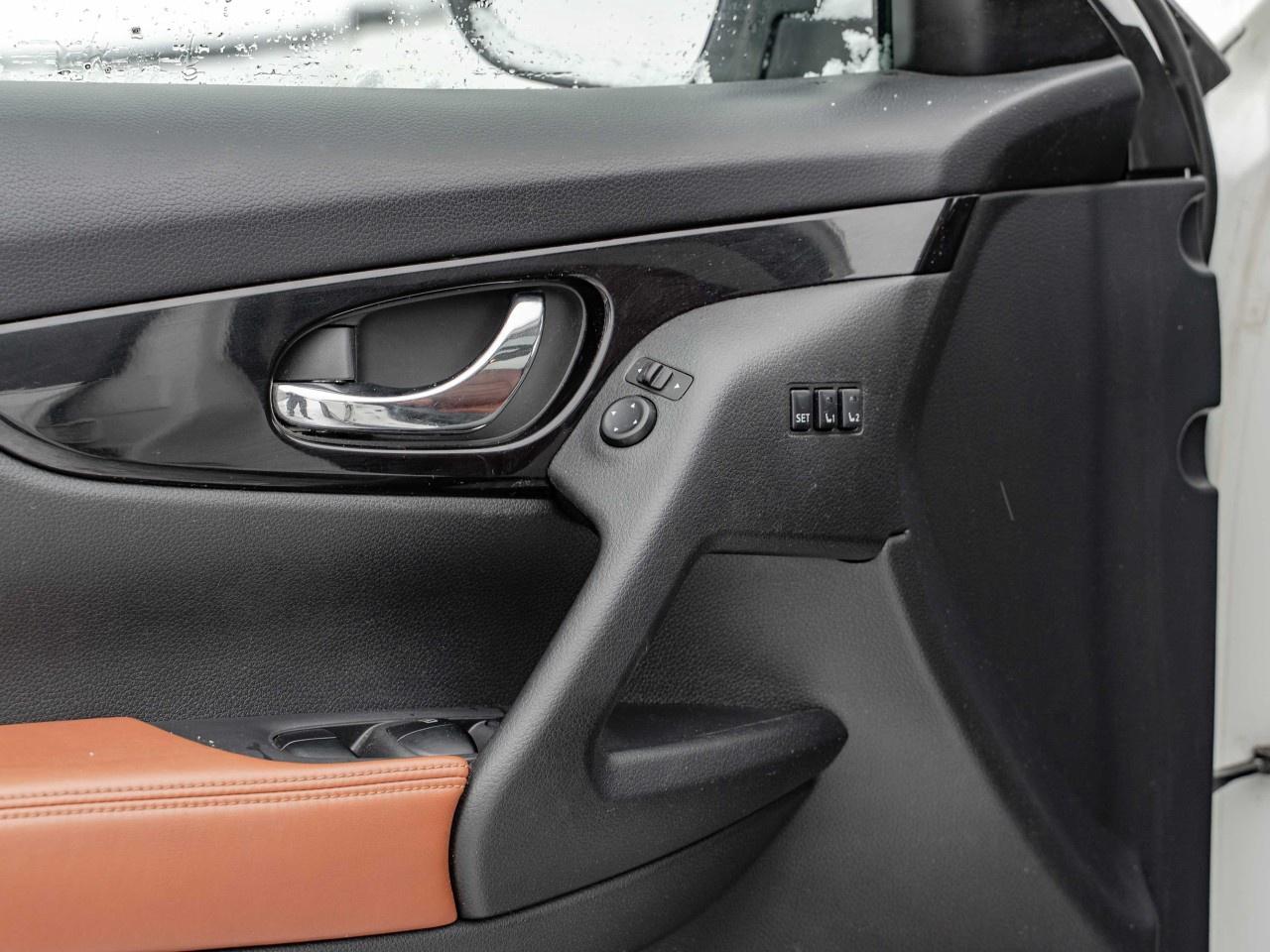 2020 Nissan Rogue SL Photo