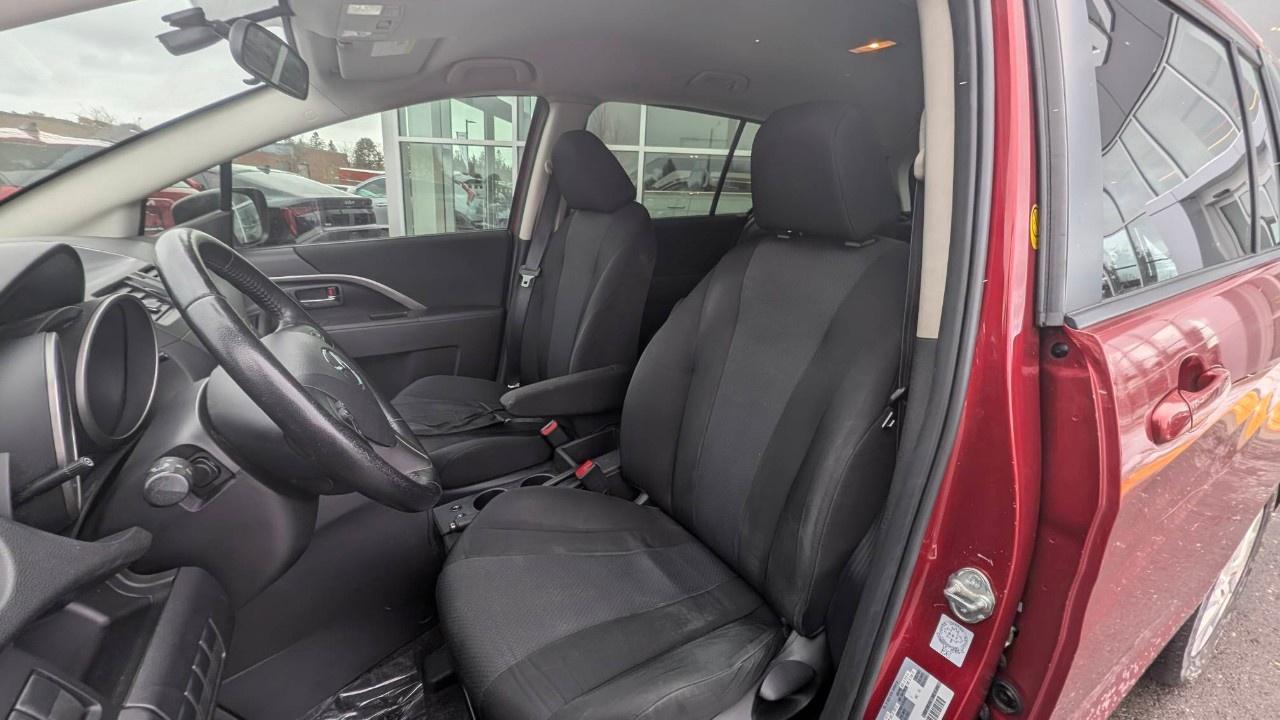 2014 Mazda MAZDA5 4dr Wgn Auto GS Photo