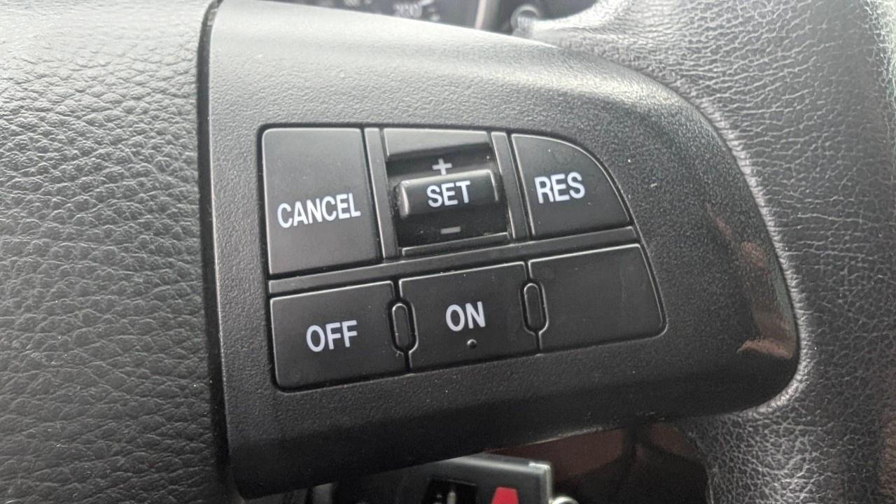 2014 Mazda MAZDA5 4dr Wgn Auto GS Photo