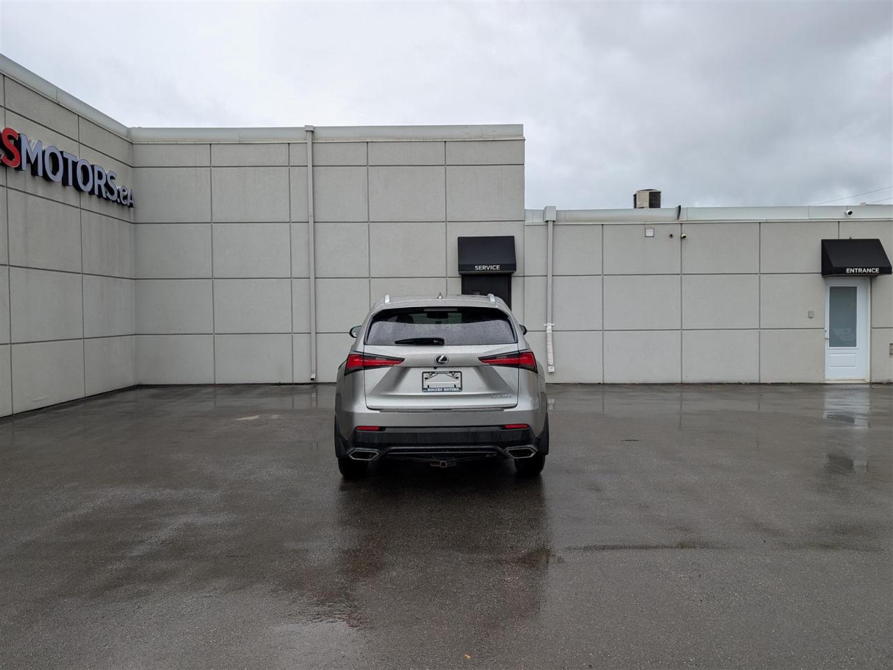 2018 Lexus NX 300 AWD - SUNROOF - LEATHER - TECH FEATS Photo3