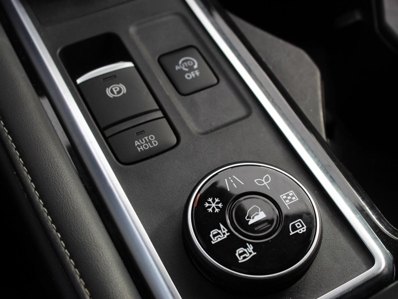 2024 Nissan Pathfinder SV  - Sunroof -  Navigation Photo