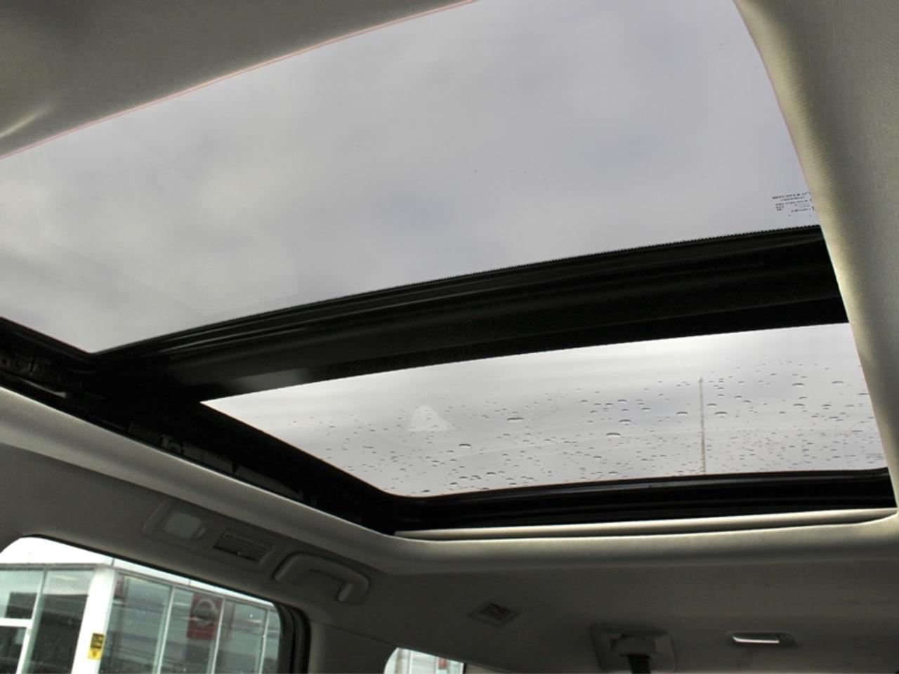 2024 Nissan Pathfinder SV  - Sunroof -  Navigation Photo