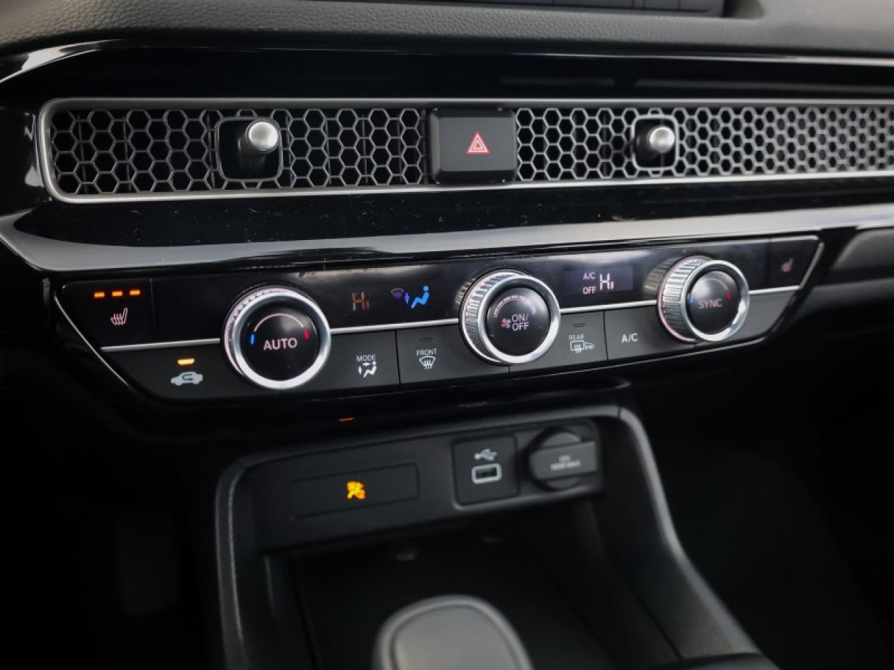 2024 Honda Civic Sedan EX  - Sunroof -  Heated Seats Photo