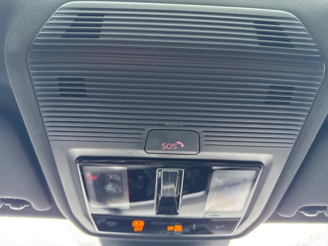 2024 Volkswagen Golf R DSG  - Certified - Leather Seats Photo