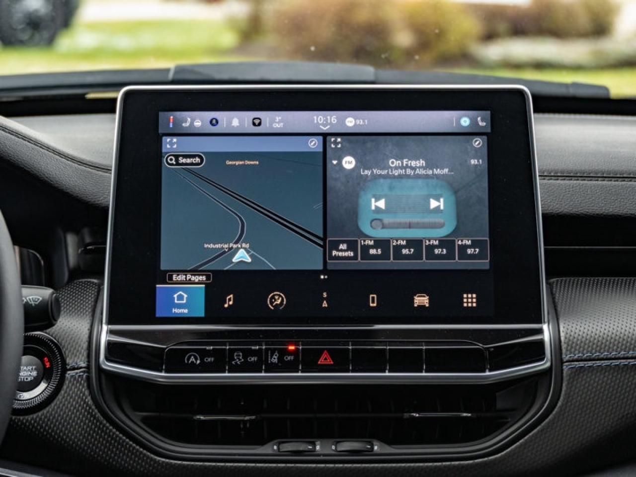 2025 Jeep Compass Altitude Photo