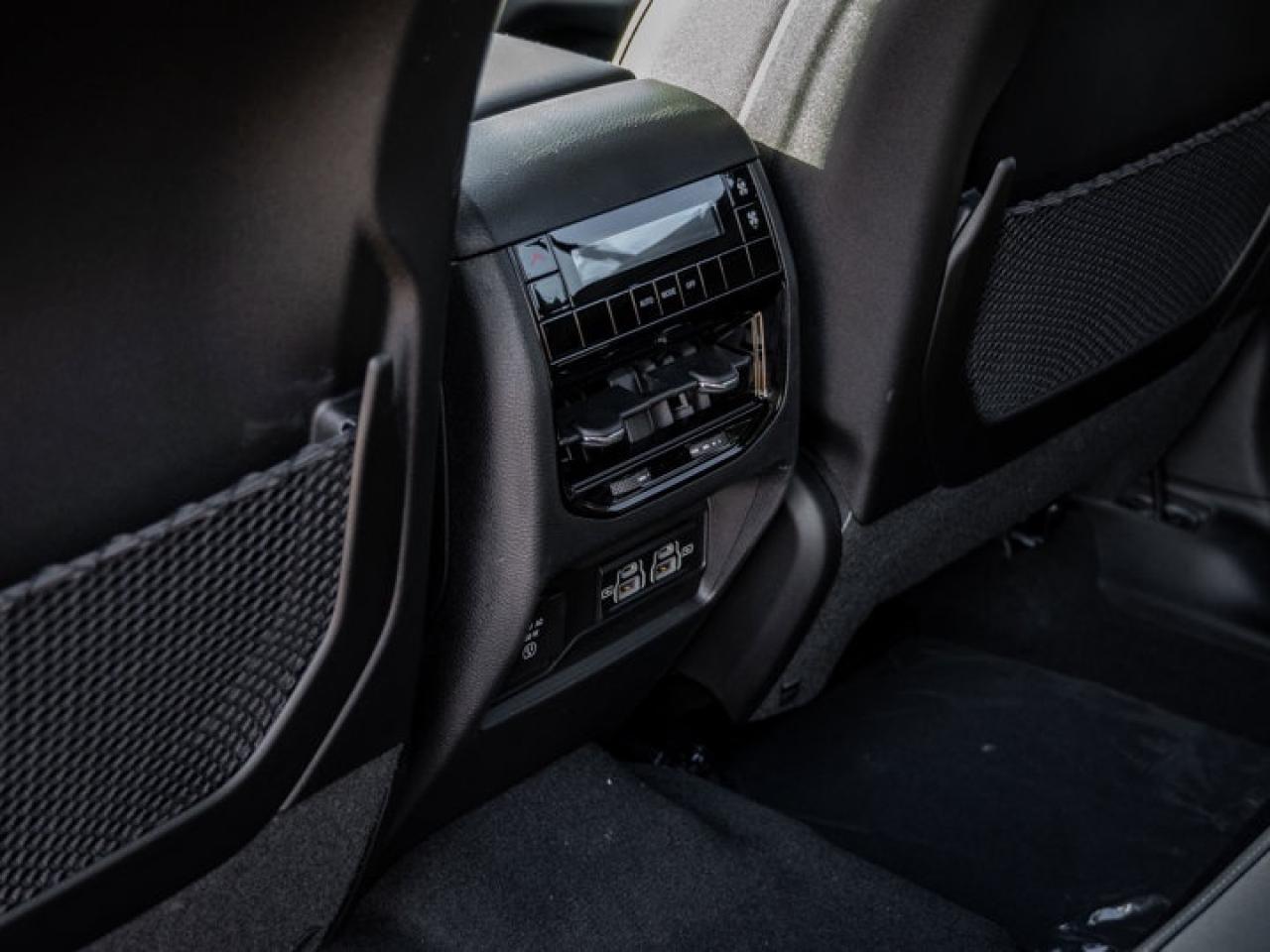 2025 Jeep Grand Cherokee L ALTITUDE Photo