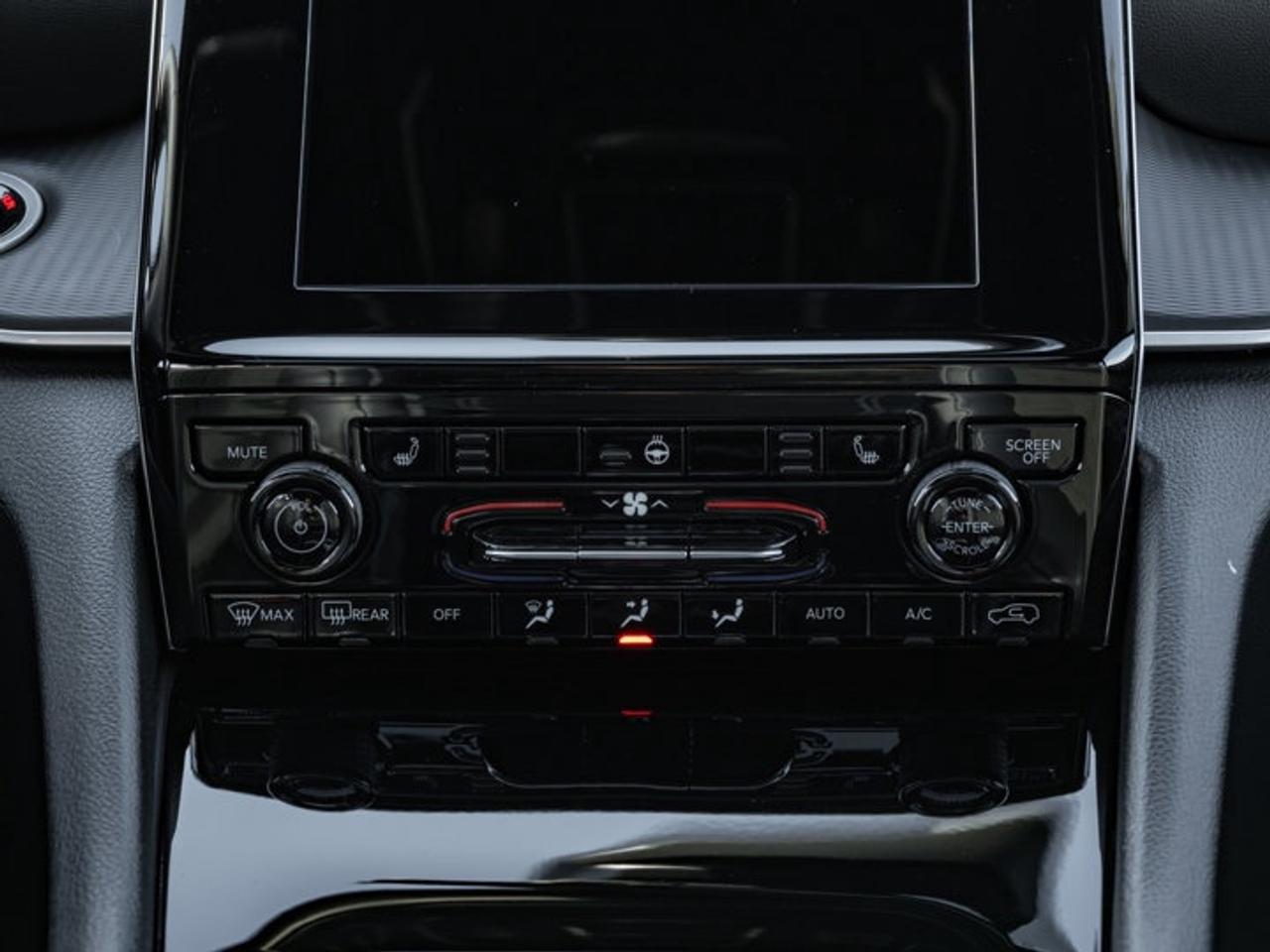 2025 Jeep Grand Cherokee L ALTITUDE Photo