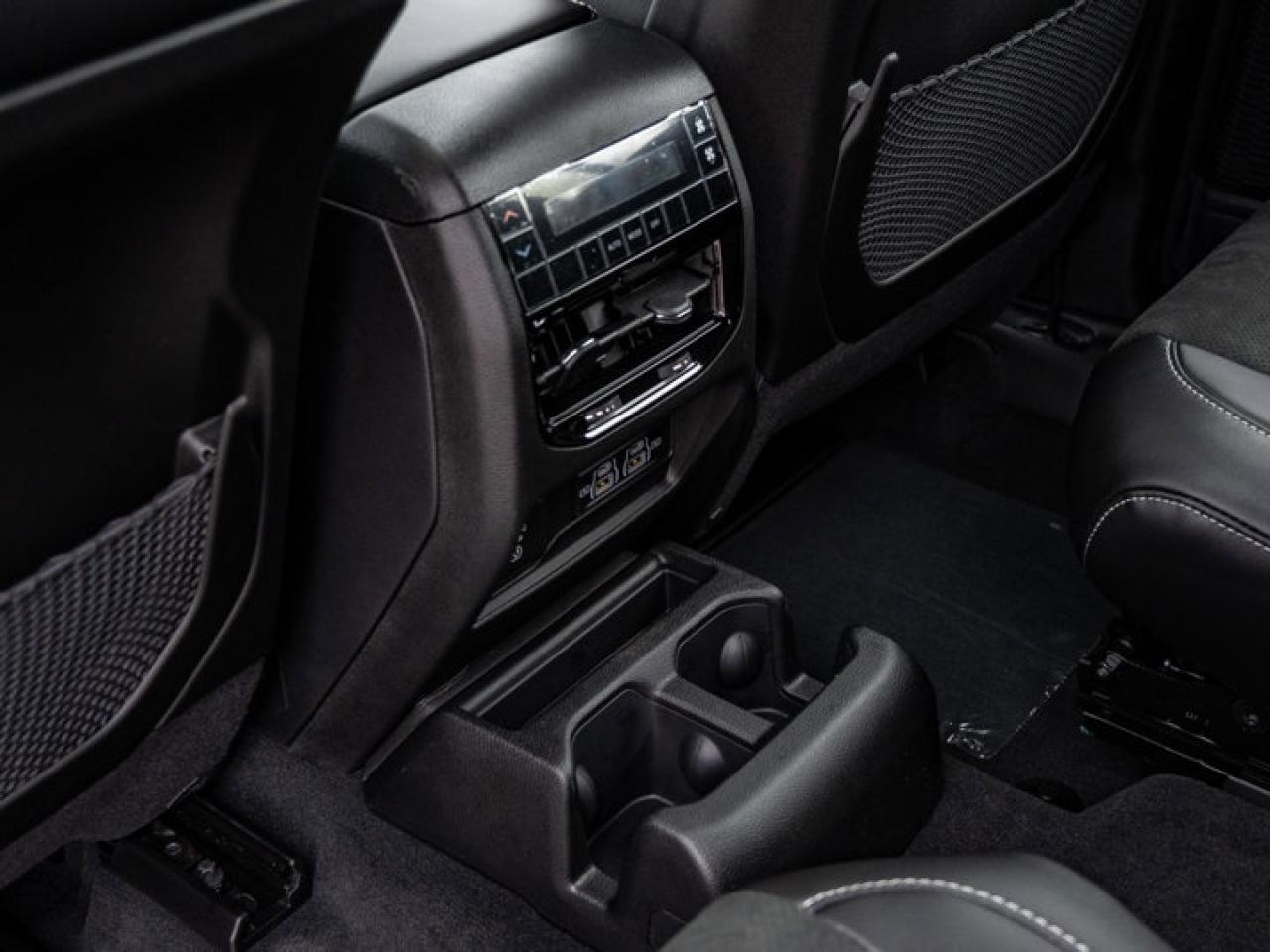 2025 Jeep Grand Cherokee L ALTITUDE Photo