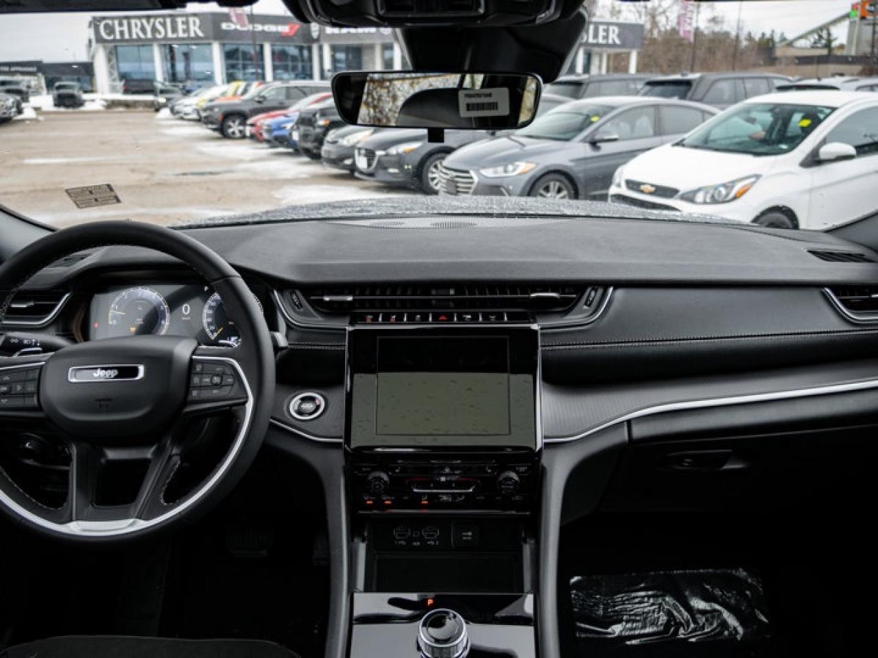 2025 Jeep Grand Cherokee L ALTITUDE Photo