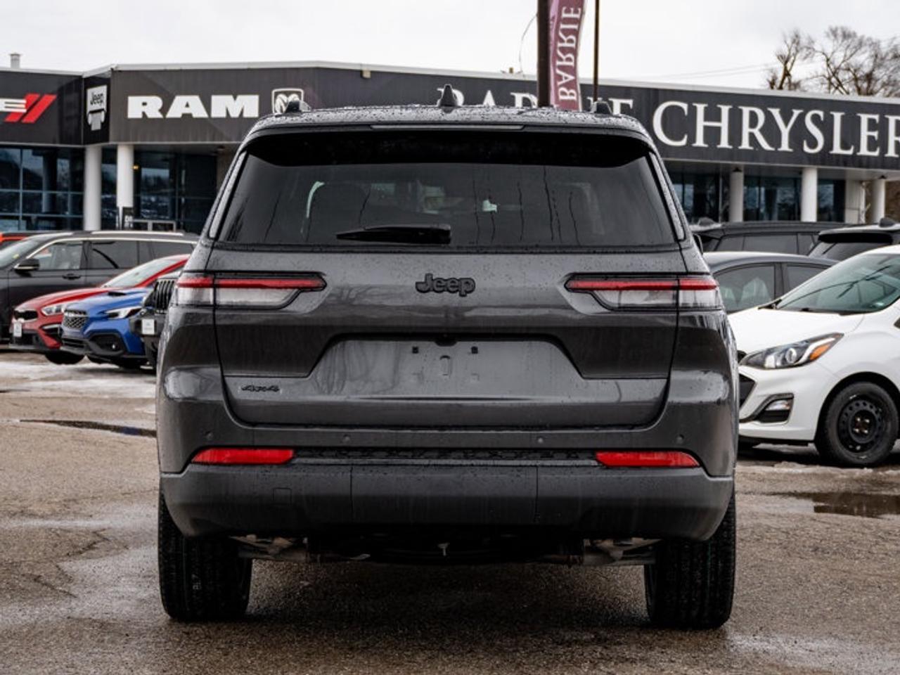 2025 Jeep Grand Cherokee L ALTITUDE Photo
