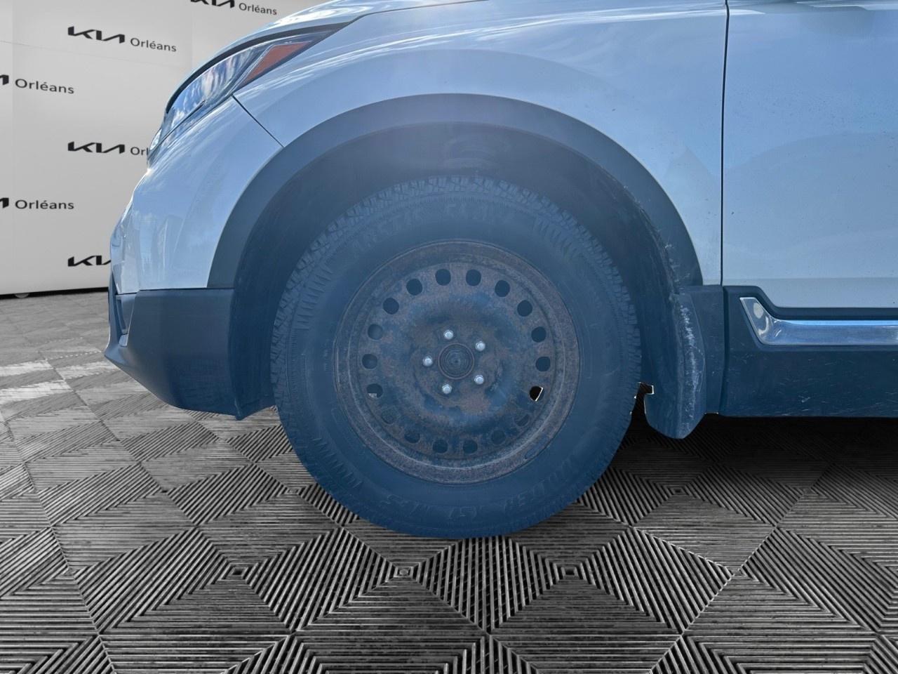 Used 2017 Honda CR-V 4WD Touring for sale in Orleans, ON