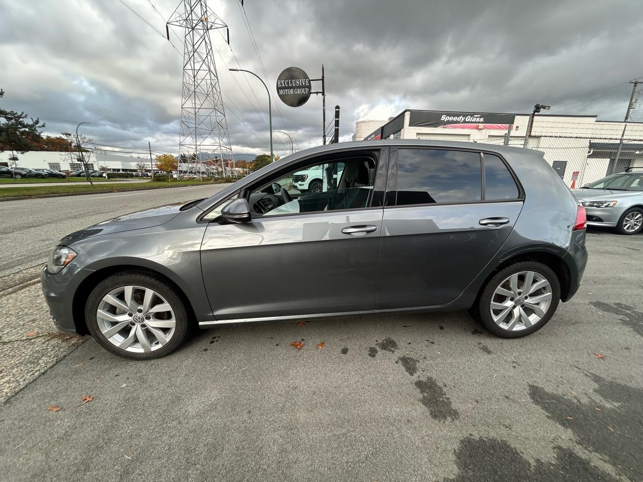 2021 Volkswagen Golf Highline - Photo #2