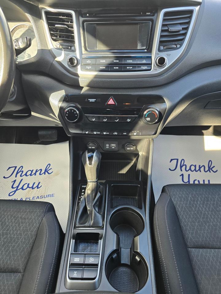 2016 Hyundai Tucson AWD 4DR 2.0L PREMIUM - Photo #9