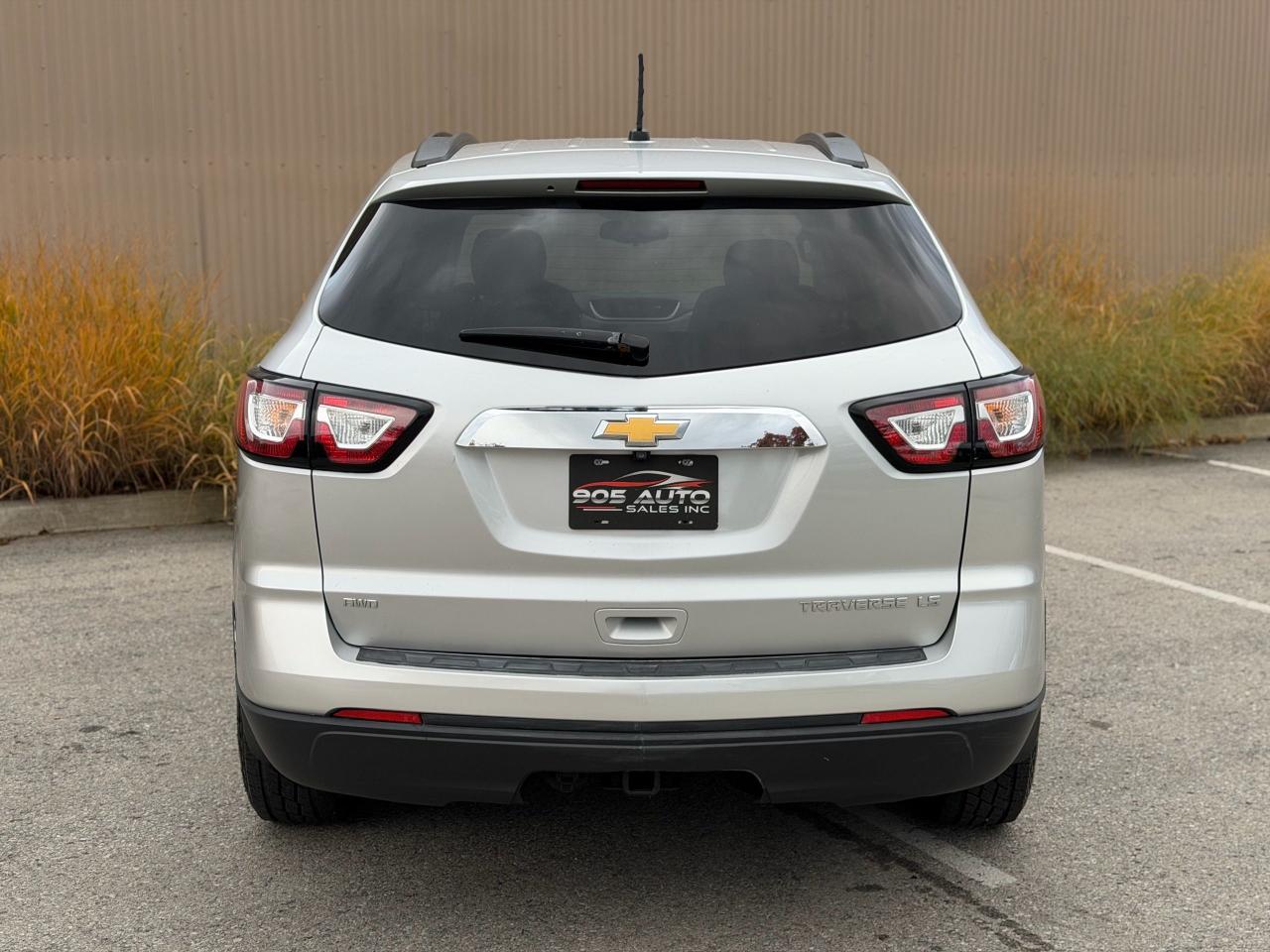 2014 Chevrolet Traverse LS - Photo #8