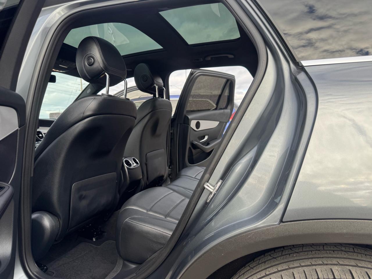 2020 Mercedes-Benz GLC-Class GLC 300 4MATIC SUV - Photo #10