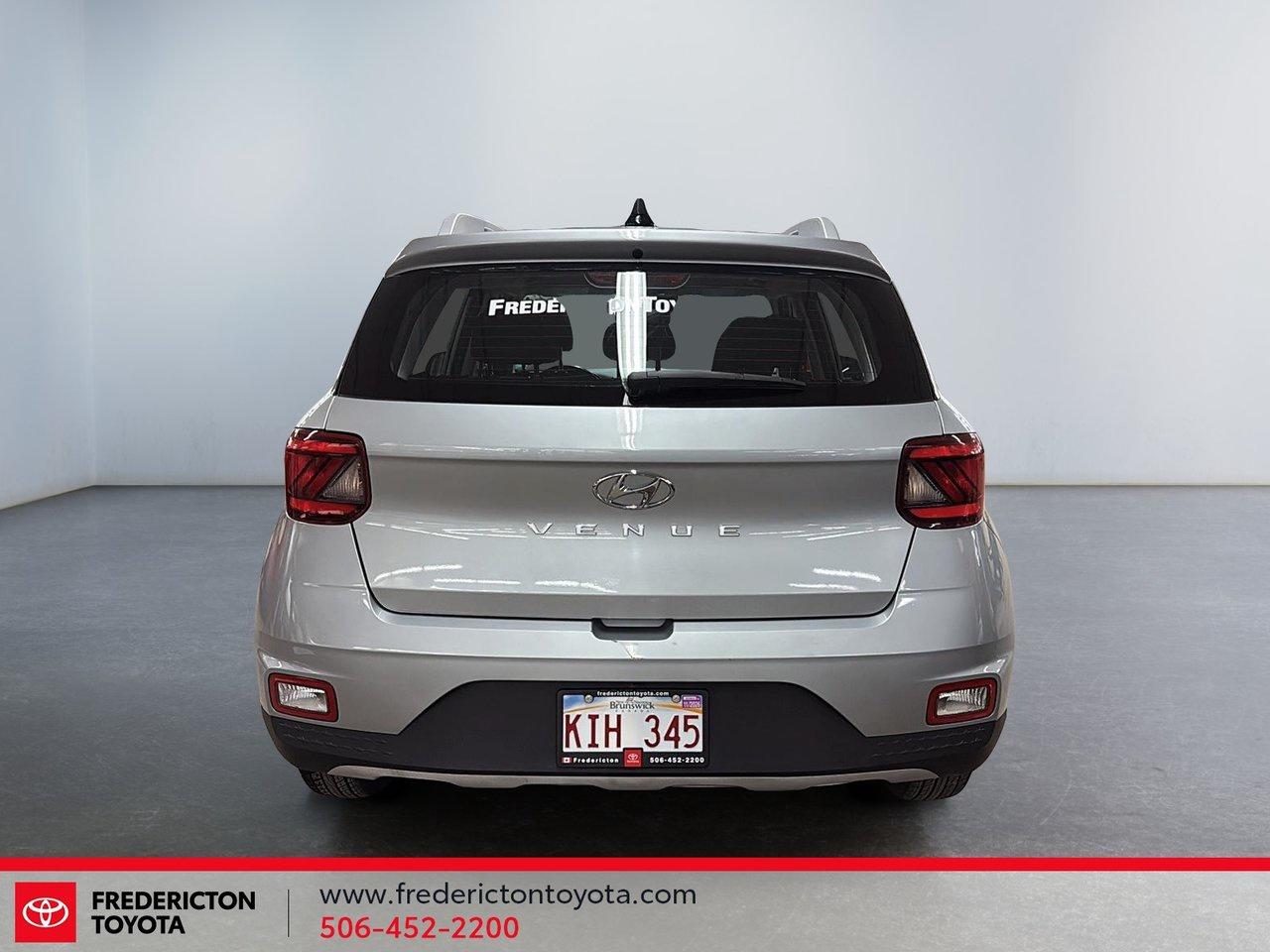 2021 Hyundai Venue PREFERRED Photo