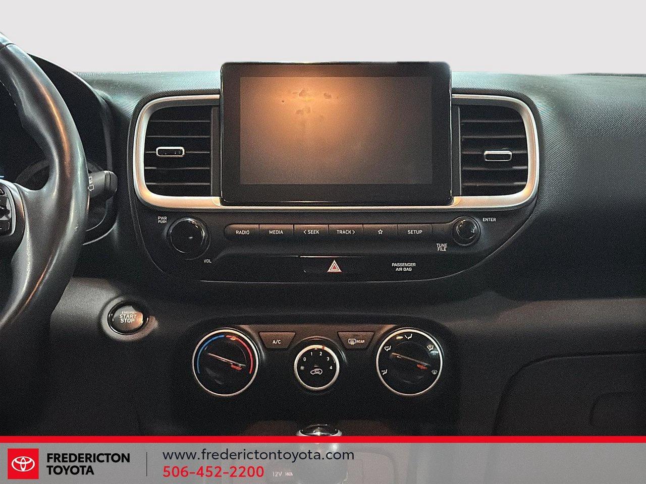 2021 Hyundai Venue PREFERRED Photo