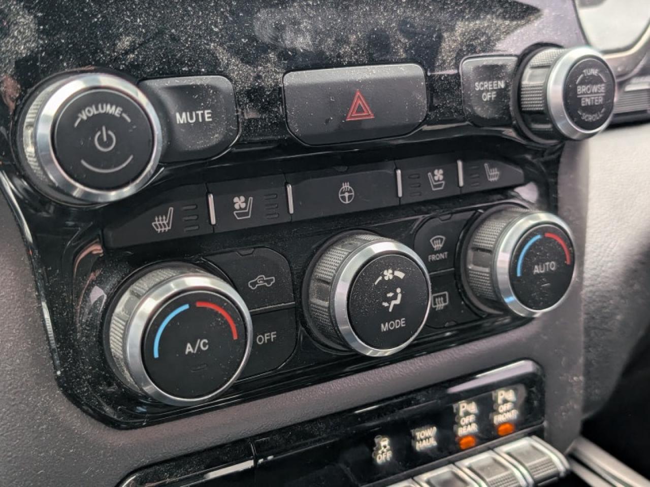 2019 RAM 1500 SPORT Photo