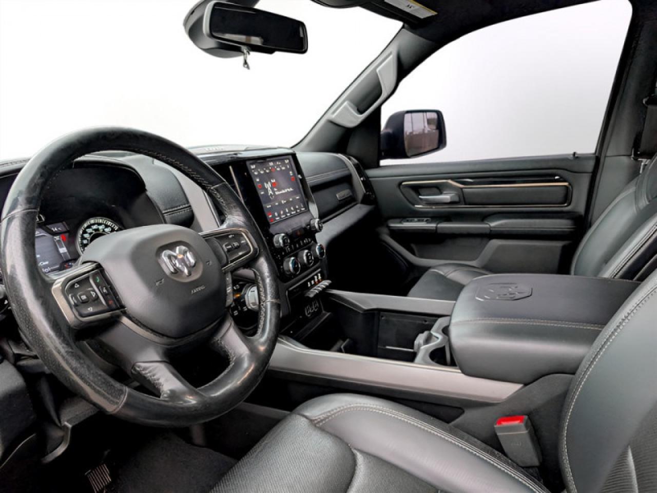 2019 RAM 1500 Sport  **16 SERVICE RECORDS - CLEAN CARFAX** Photo