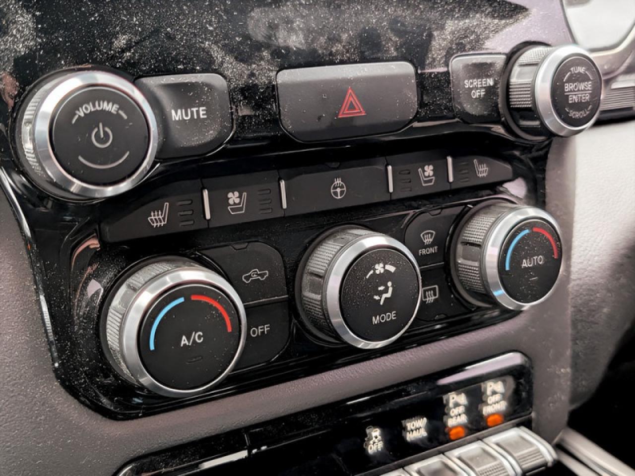 2019 RAM 1500 Sport  **16 SERVICE RECORDS - CLEAN CARFAX** Photo