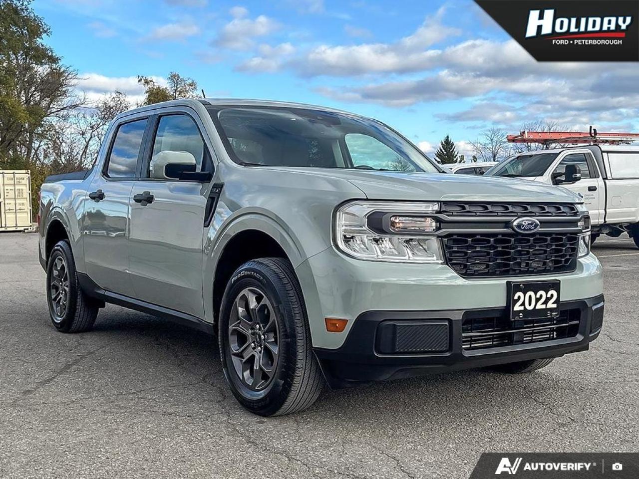 2022 Ford Maverick XLT Photo