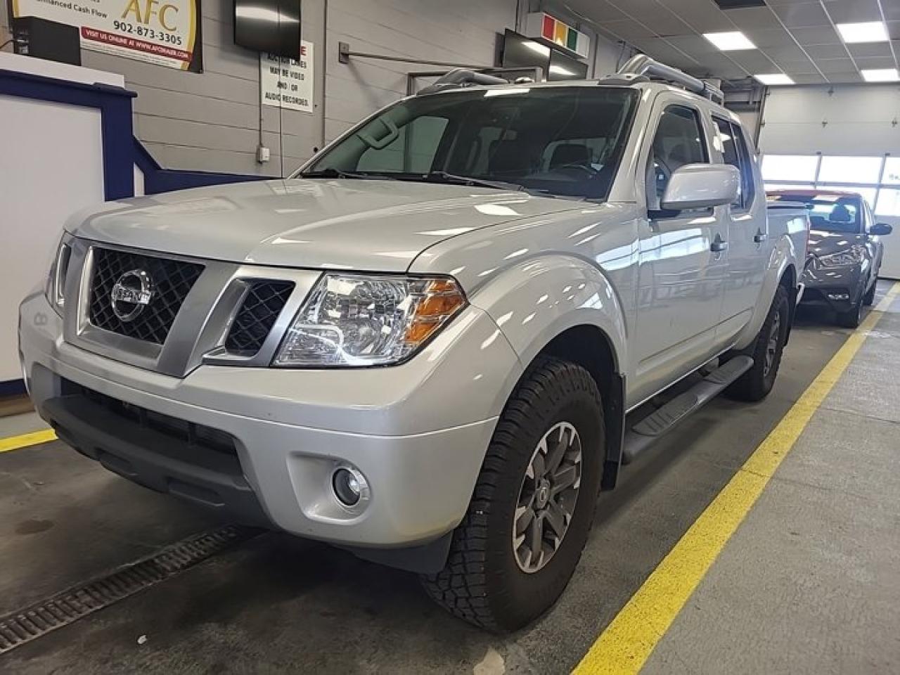 Used 2019 Nissan Frontier PRO-4X Crew 4WD | Leather | Sunroof | Nav | Heated Seats | Bluetooth | Rear Camera and More ! for sale in Guelph, ON