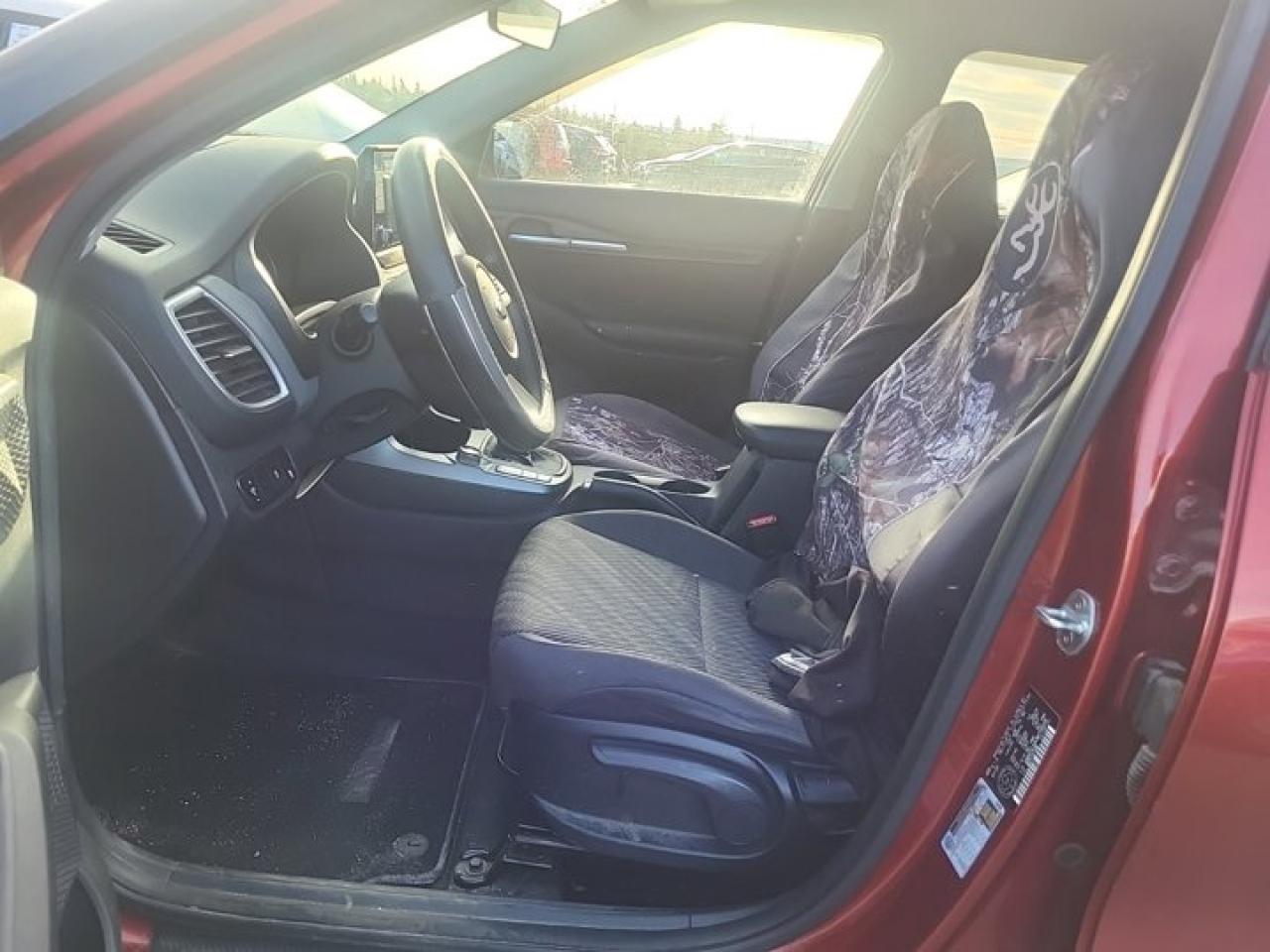 2021 Kia Seltos LX AWD | HeatedSeats | CarPlay + Android | Rear Camera | Alloy Wheels | and More ! Photo2