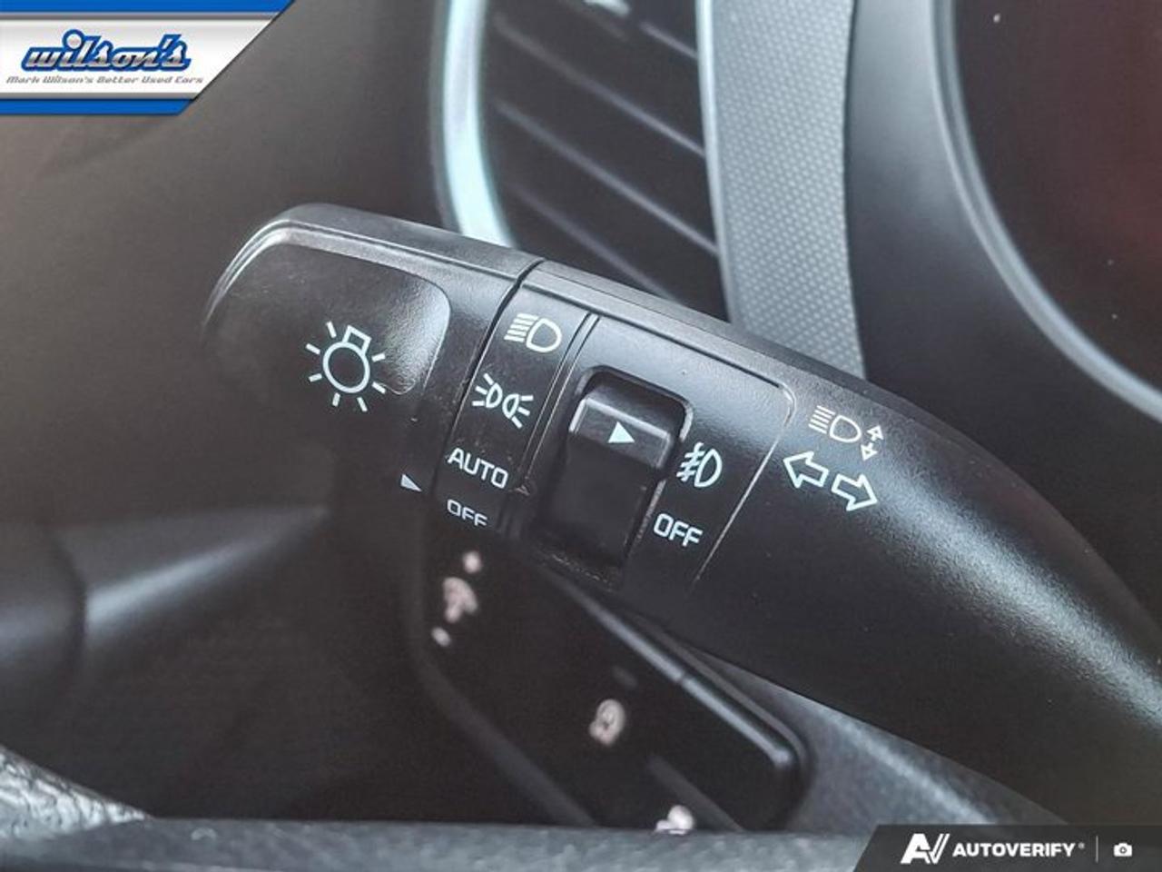 2021 Kia Seltos LX AWD | HeatedSeats | CarPlay + Android | Rear Camera | Alloy Wheels | and More ! Photo