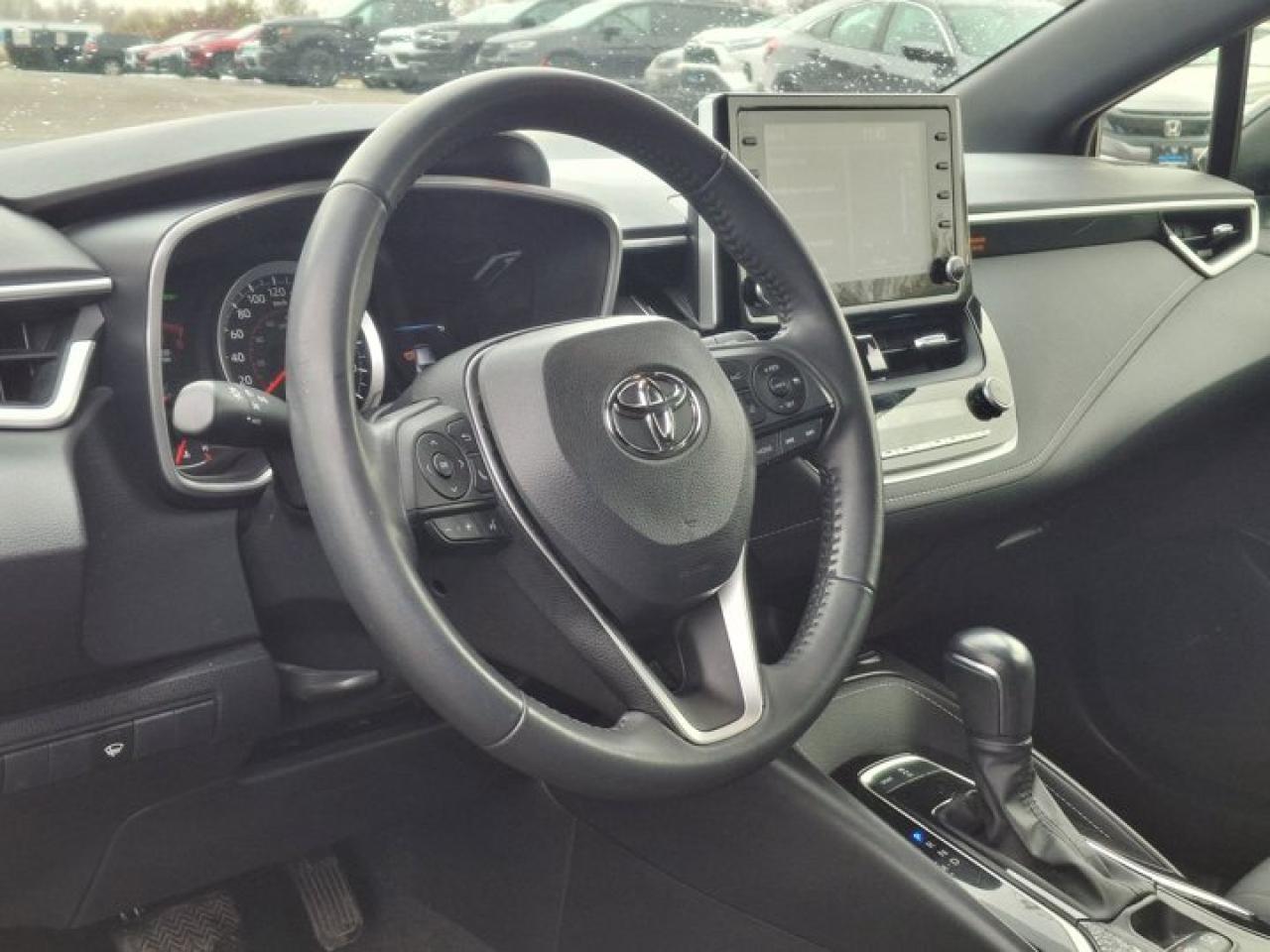 2022 Toyota Corolla Hatchback | Heated Seats | Adaptive Cruise | Rear Cam | Lane Departure | Keyless Entry | and More ! Photo