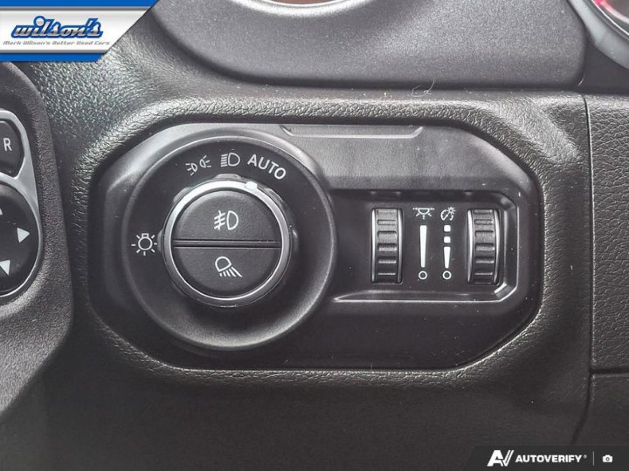 2022 Jeep Gladiator Mojave | Leather | Tow Pkg | Heated Wheel + Seats | Spray-in Liner | Body Colour Hardtop and More ! Photo