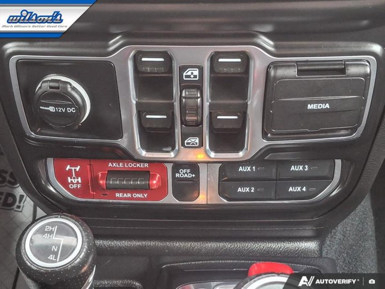 2022 Jeep Gladiator Mojave | Leather | Tow Pkg | Heated Wheel + Seats | Spray-in Liner | Body Colour Hardtop and More ! Photo