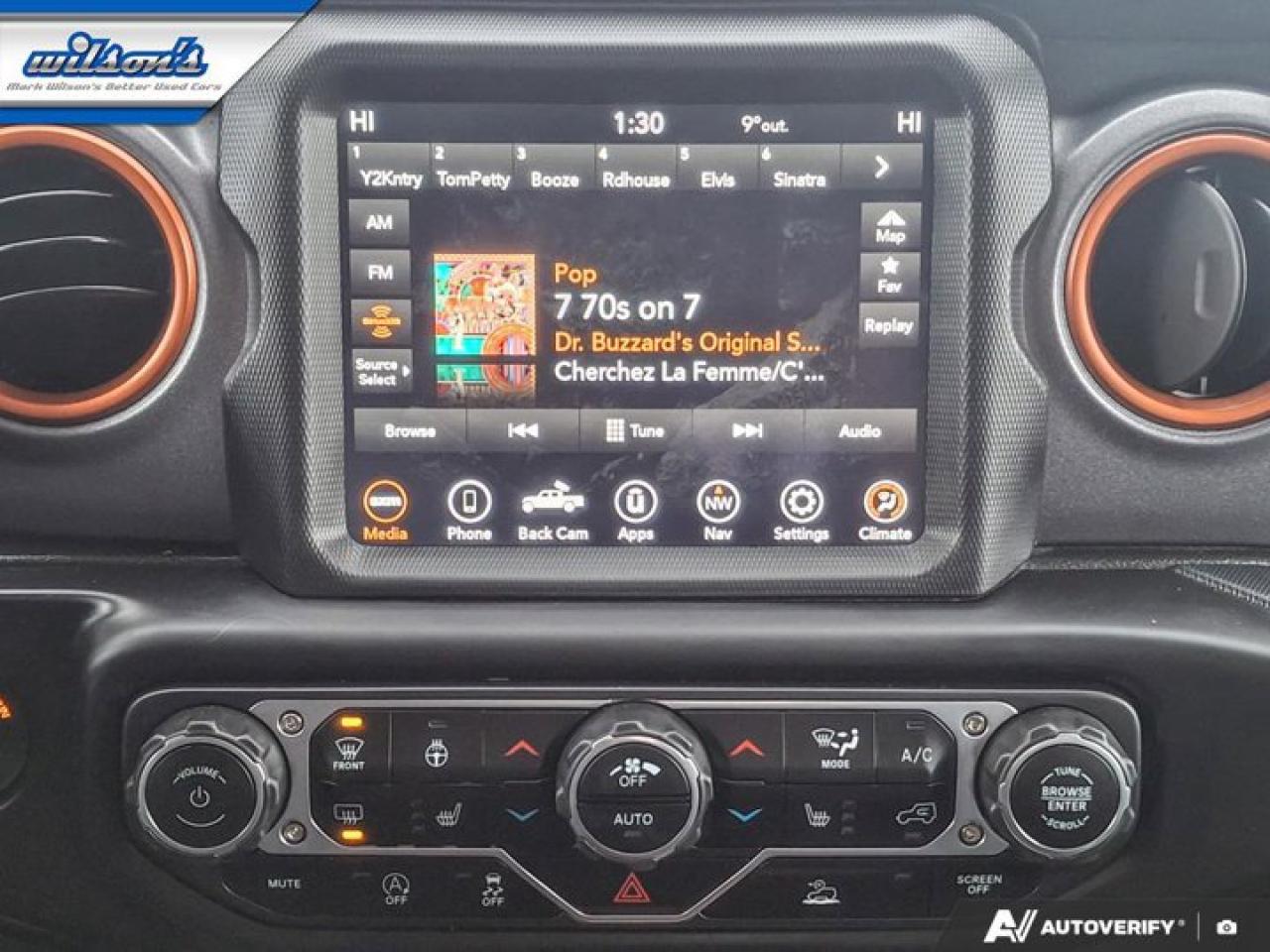 2022 Jeep Gladiator Mojave | Leather | Tow Pkg | Heated Wheel + Seats | Spray-in Liner | Body Colour Hardtop and More ! Photo