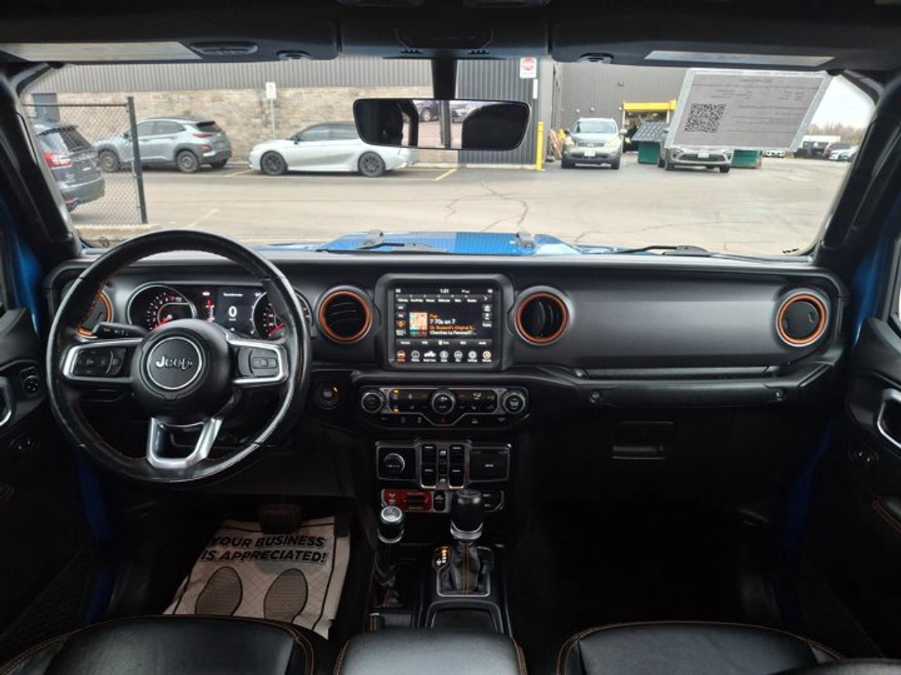 2022 Jeep Gladiator Mojave | Leather | Tow Pkg | Heated Wheel + Seats | Spray-in Liner | Body Colour Hardtop and More ! Photo