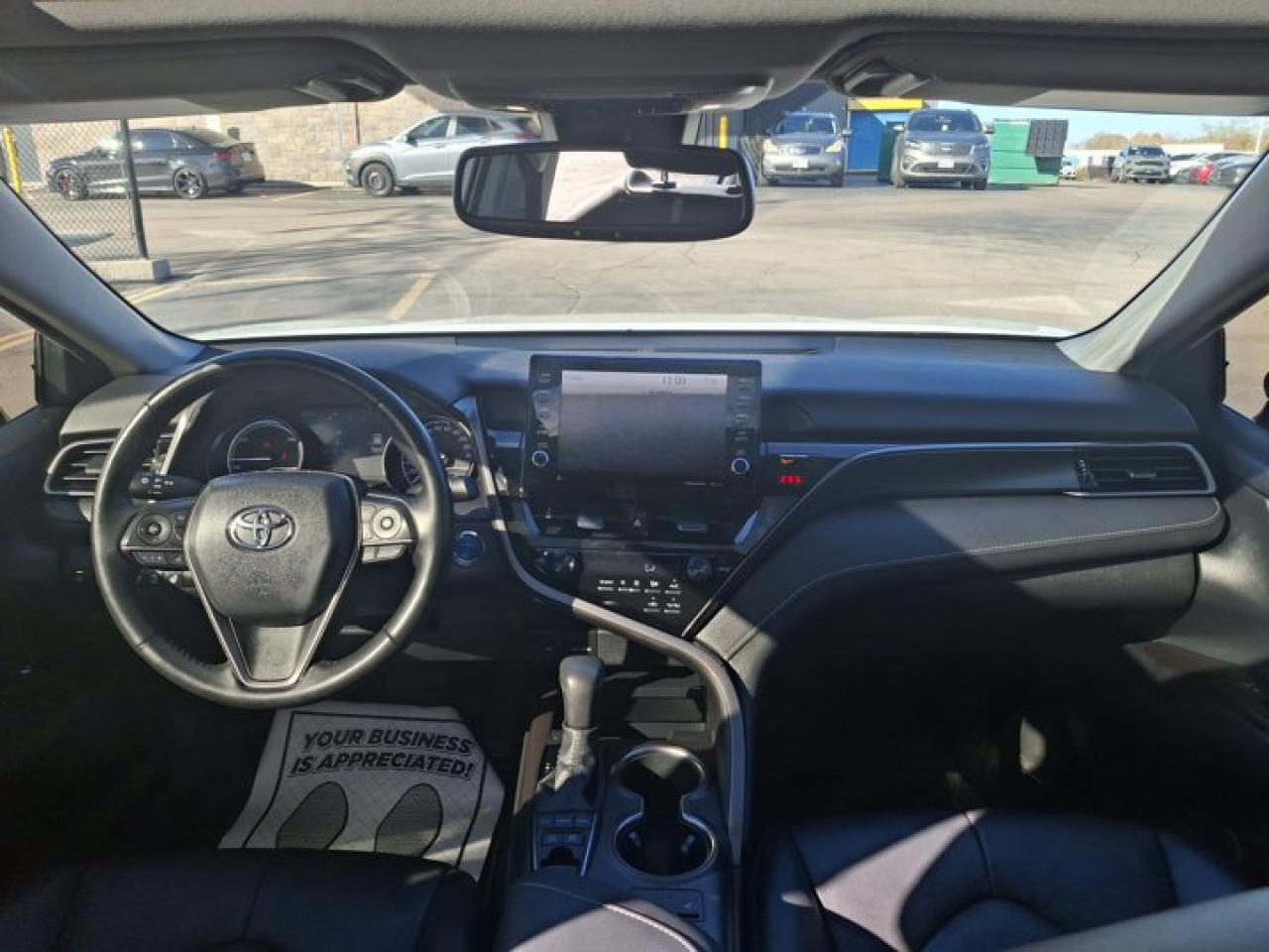 2022 Toyota Camry Hybrid XSE | Leather | Sunroof | Adaptive Cruise | CarPlay | Android Auto | and More ! Photo