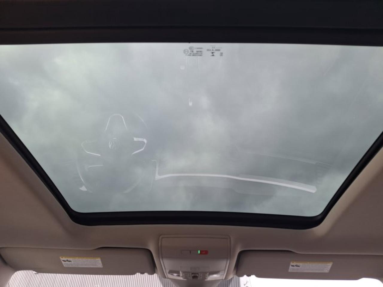 2023 Volkswagen Atlas Execline 4Motion | V6 | R-Line | Leather | Pano Roof | Nav | 360 Camera | Adaptive Cruise and More ! Photo