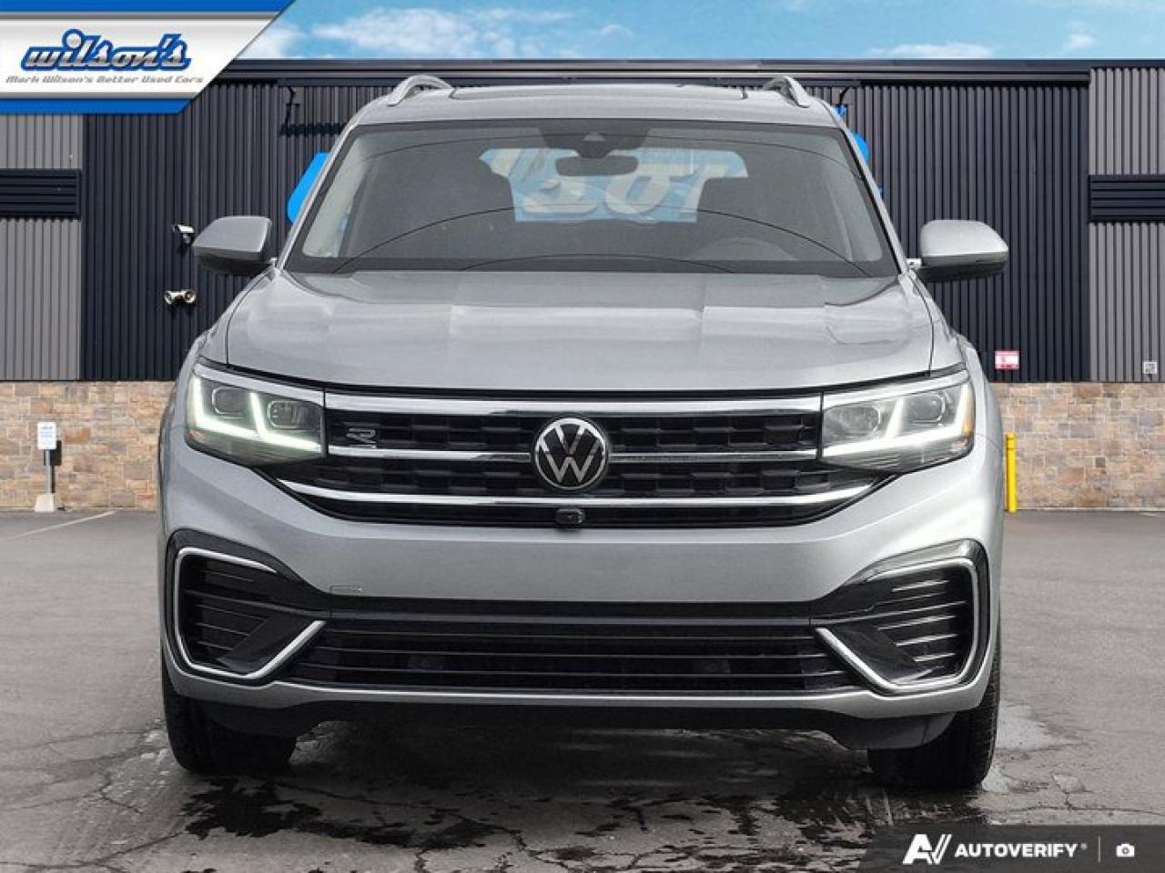 2023 Volkswagen Atlas Execline 4Motion | V6 | R-Line | Leather | Pano Roof | Nav | 360 Camera | Adaptive Cruise and More ! Photo