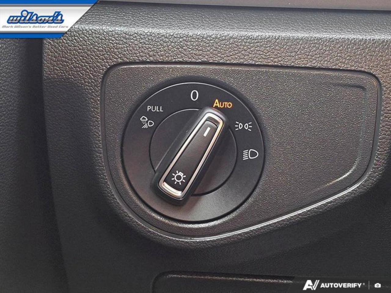 2023 Volkswagen Atlas Execline 4Motion | V6 | R-Line | Leather | Pano Roof | Nav | 360 Camera | Adaptive Cruise and More ! Photo