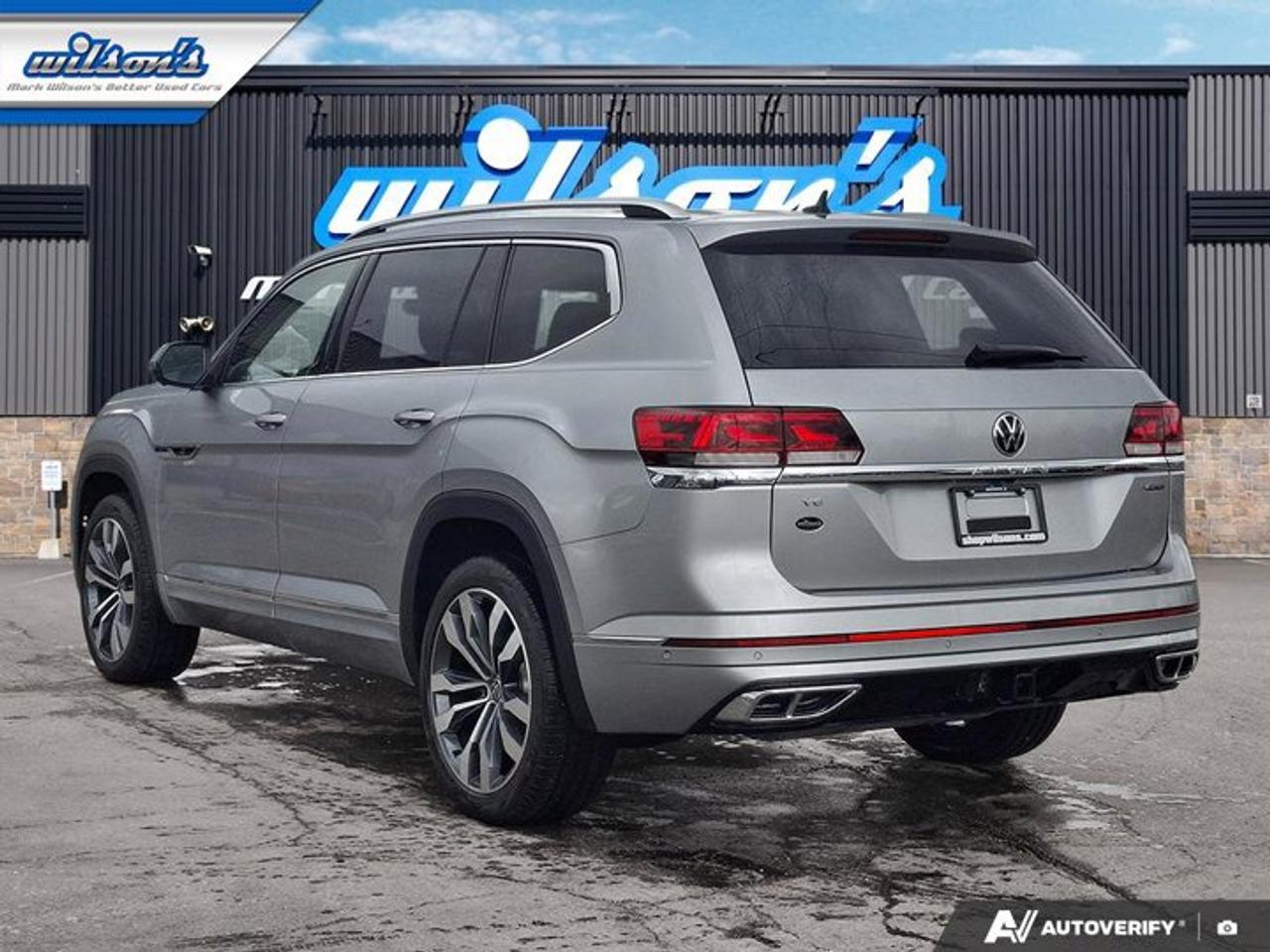 2023 Volkswagen Atlas Execline | R-Line | Leather | Pano Roof | Nav | 360 Camera | Adaptive Cruise and More ! Photo