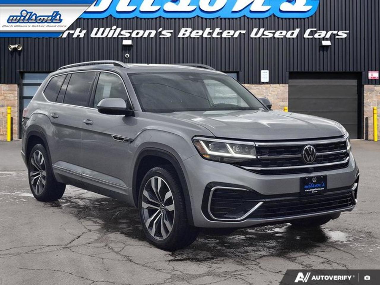 2023 Volkswagen Atlas Execline | R-Line | Leather | Pano Roof | Nav | 360 Camera | Adaptive Cruise and More ! Photo