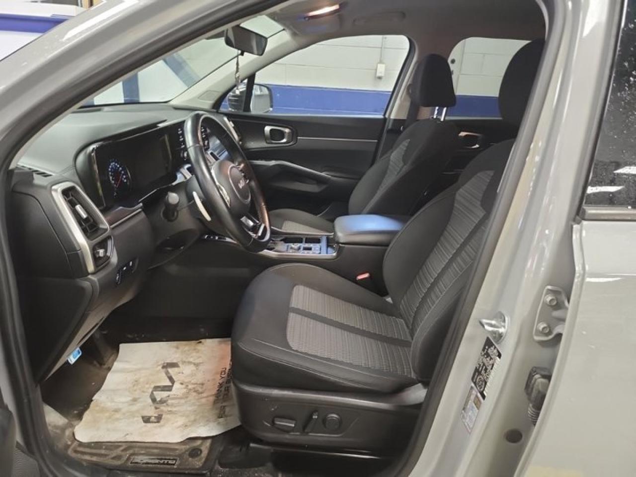 2022 Kia Sorento X-Line AWD | 7 Passenger | Heated Wheel + Seats | Power Seat | CarPlay + Android | 20" Wheels & More Photo