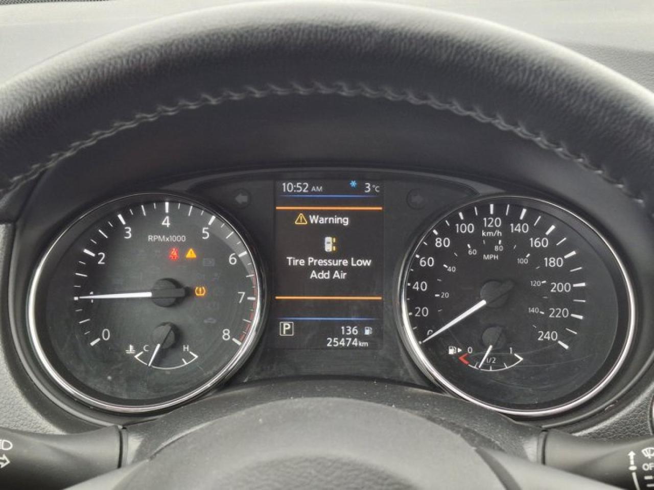 2023 Nissan Qashqai SV AWD | Sunroof | Heated Seats + Steering | CarPlay | Remote Start | Adaptive Cruise | Rear Cam | Photo2