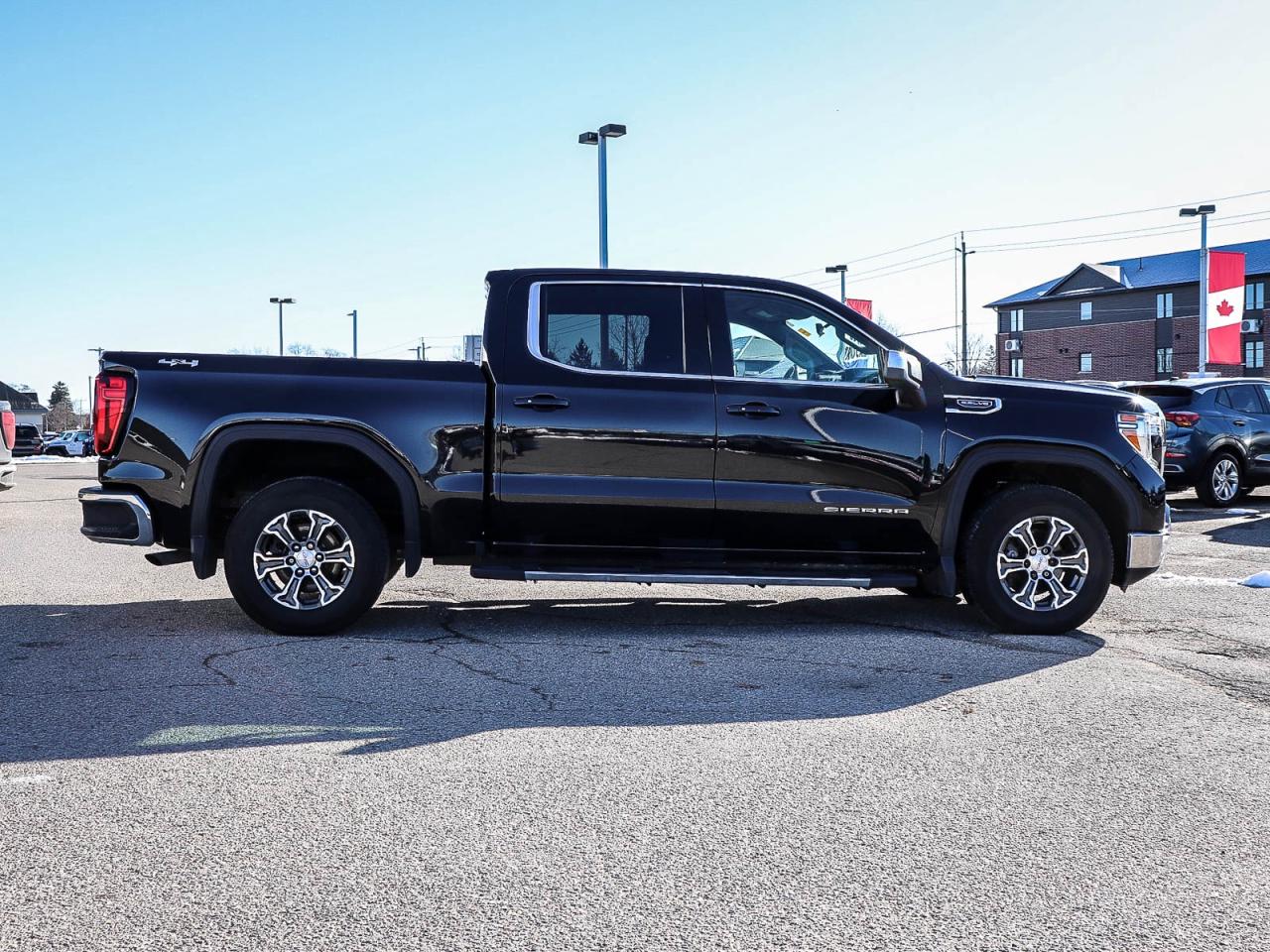2019 GMC Sierra 1500 SLE Photo2