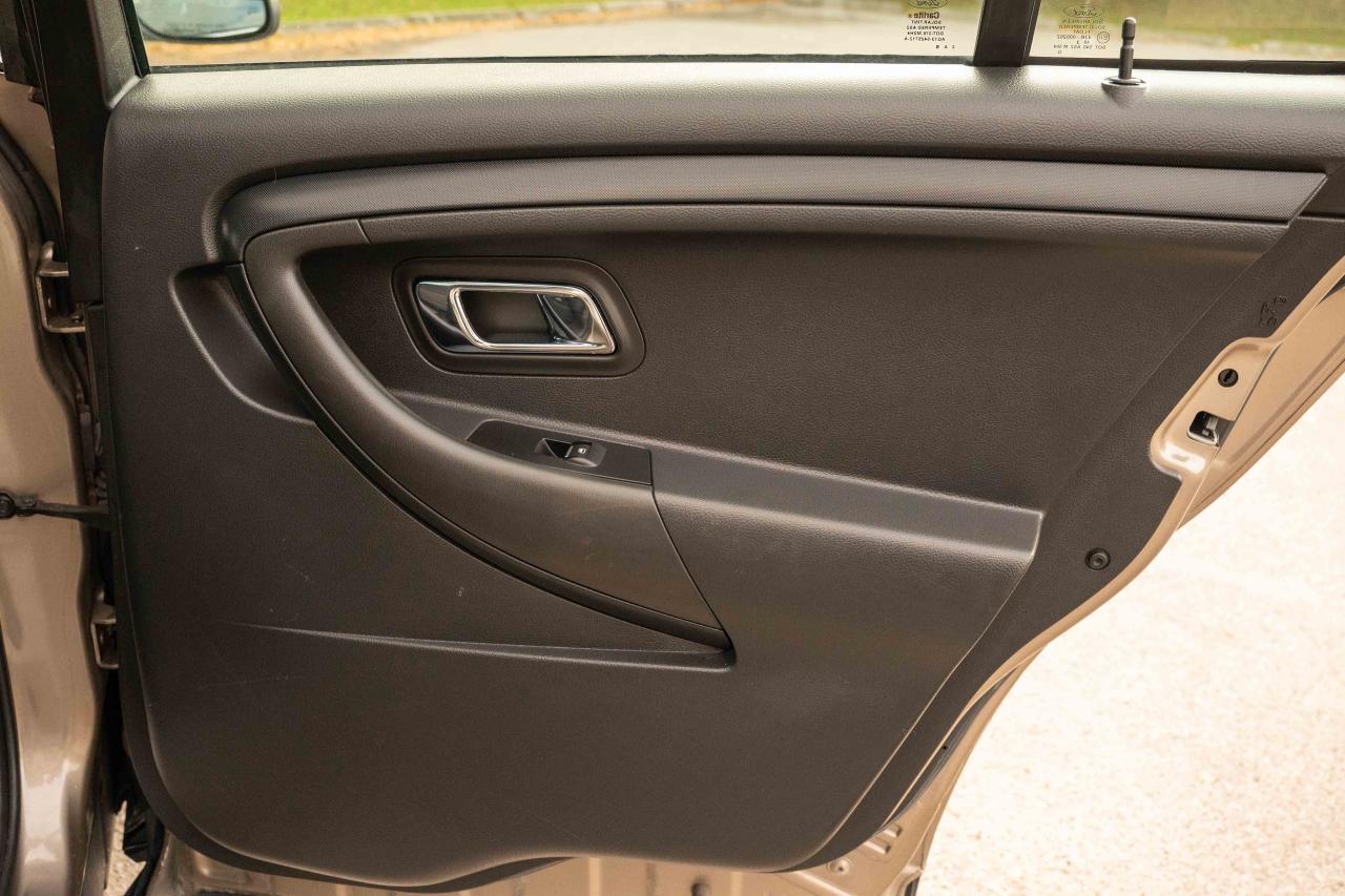 2014 Ford Taurus FWD POLICE INTERCEPTOR SEDAN - Photo #40