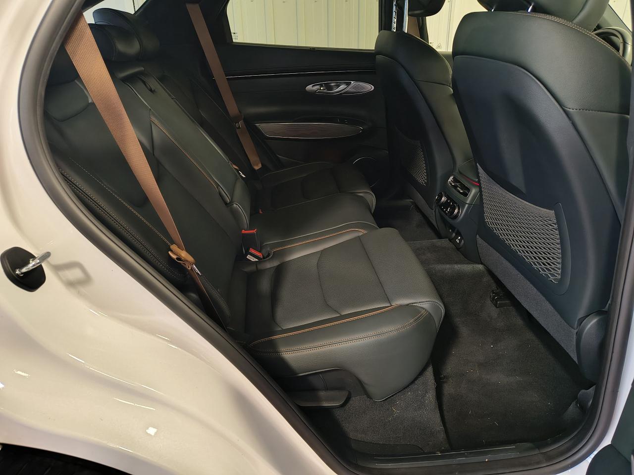 2022 Genesis GV70 2.5T Advanced Plus Photo0