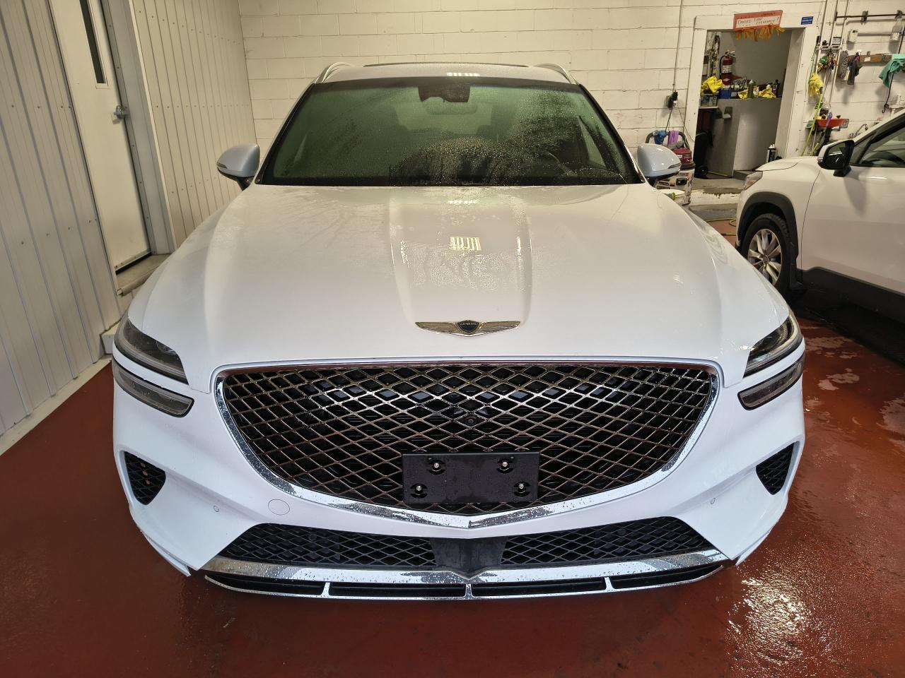 2022 Genesis GV70 2.5T Advanced Plus Photo0