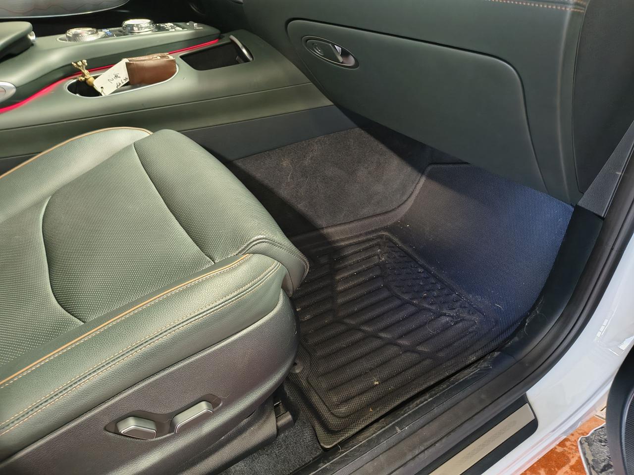 2022 Genesis GV70 2.5T Advanced Plus Photo0