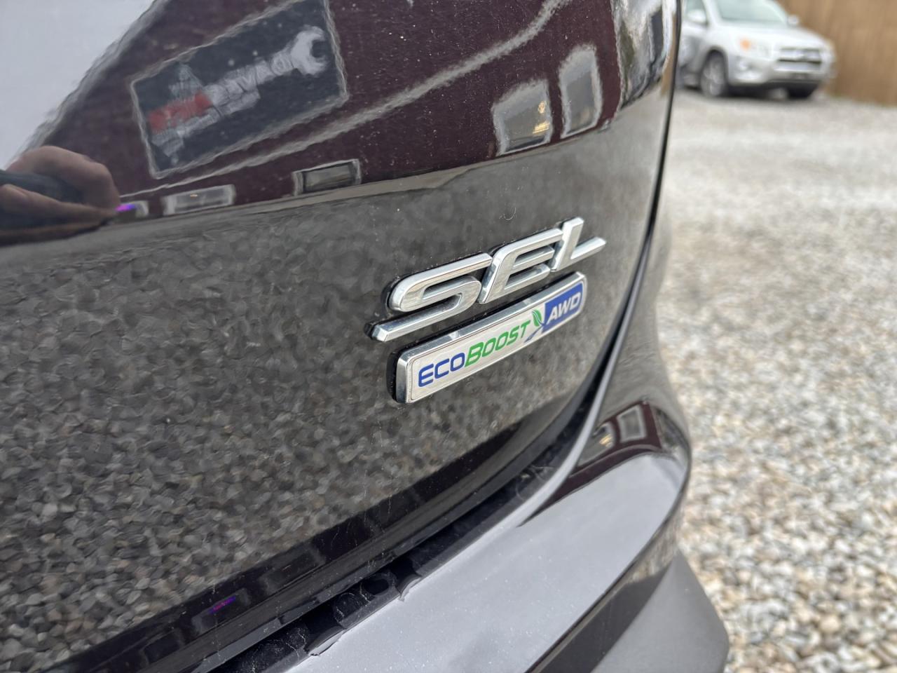 2019 Ford Edge SEL AWD Photo