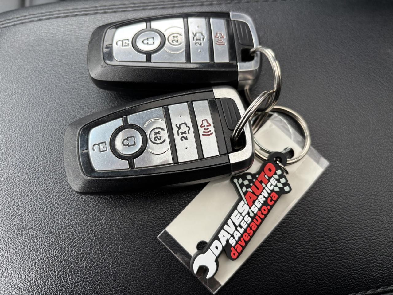 2019 Ford Edge SEL AWD Photo