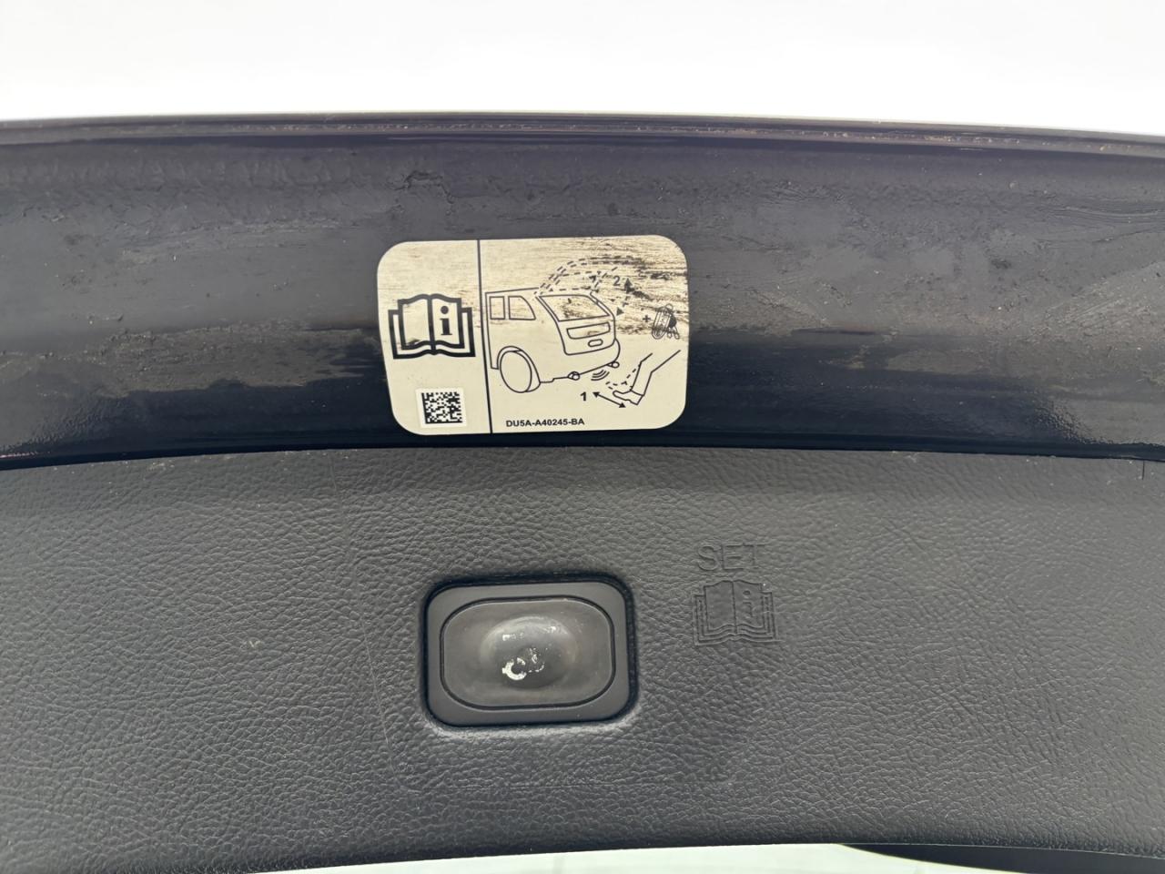 2019 Ford Edge SEL AWD Photo